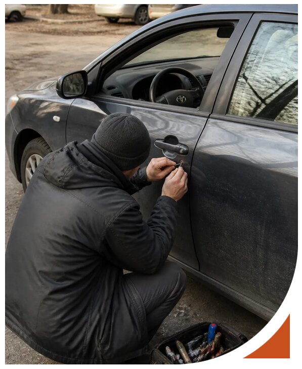 Профессиональное вскрытие автомобиля Тойота без повреждений в Луховицах